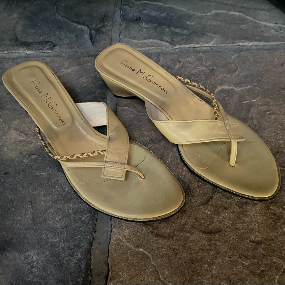 Vintage Women's Fiona McGuinness Leather Sandals ~ Size 38